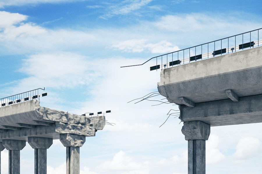 AdobeStock_brokenbridge